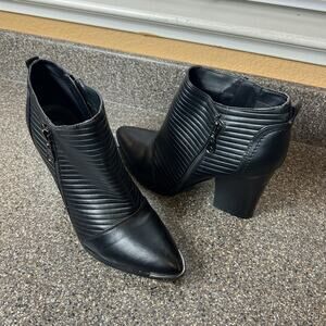 G by Guess Ankle High Heel Booties Womens 10M Black Faux Leather Zip Pointed Toe